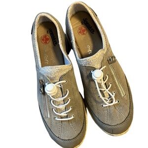 Rieker Women’s Leather Sneakers Size 8.5 – Gray Tan Slip-On Casual Comfort Shoes